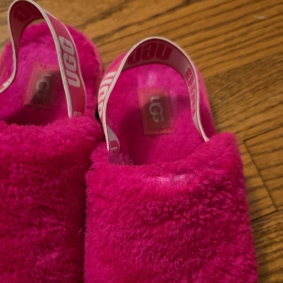 UGG Fluff Yeah Clog - Picture 4 of 7